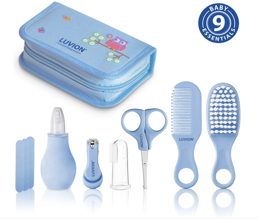 [443887] VERZORGINGSSET, Baby Care Set, 7 delig, blauw, in etui, borstel/kam/nagelsch/ nagelkn/nagelvijl/vingertandenb/neuspomp